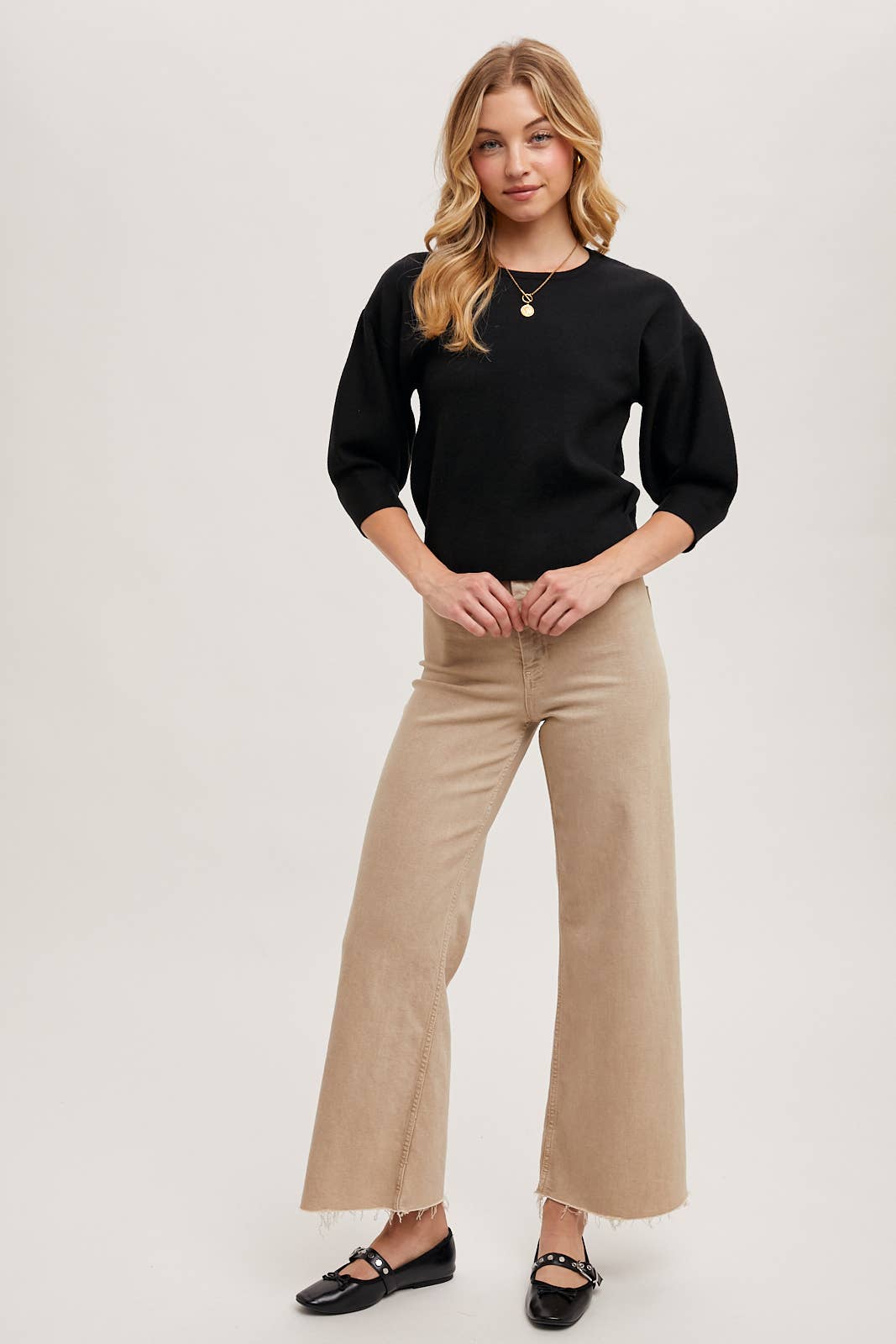 PUFFED 3/4 SLEEVED KNIT SWEATER TOP