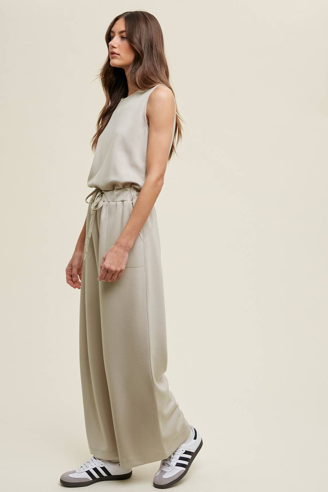 WIDE LEG SCUBA JUMPSUIT WITH DRAWSTRING / WL24-8523