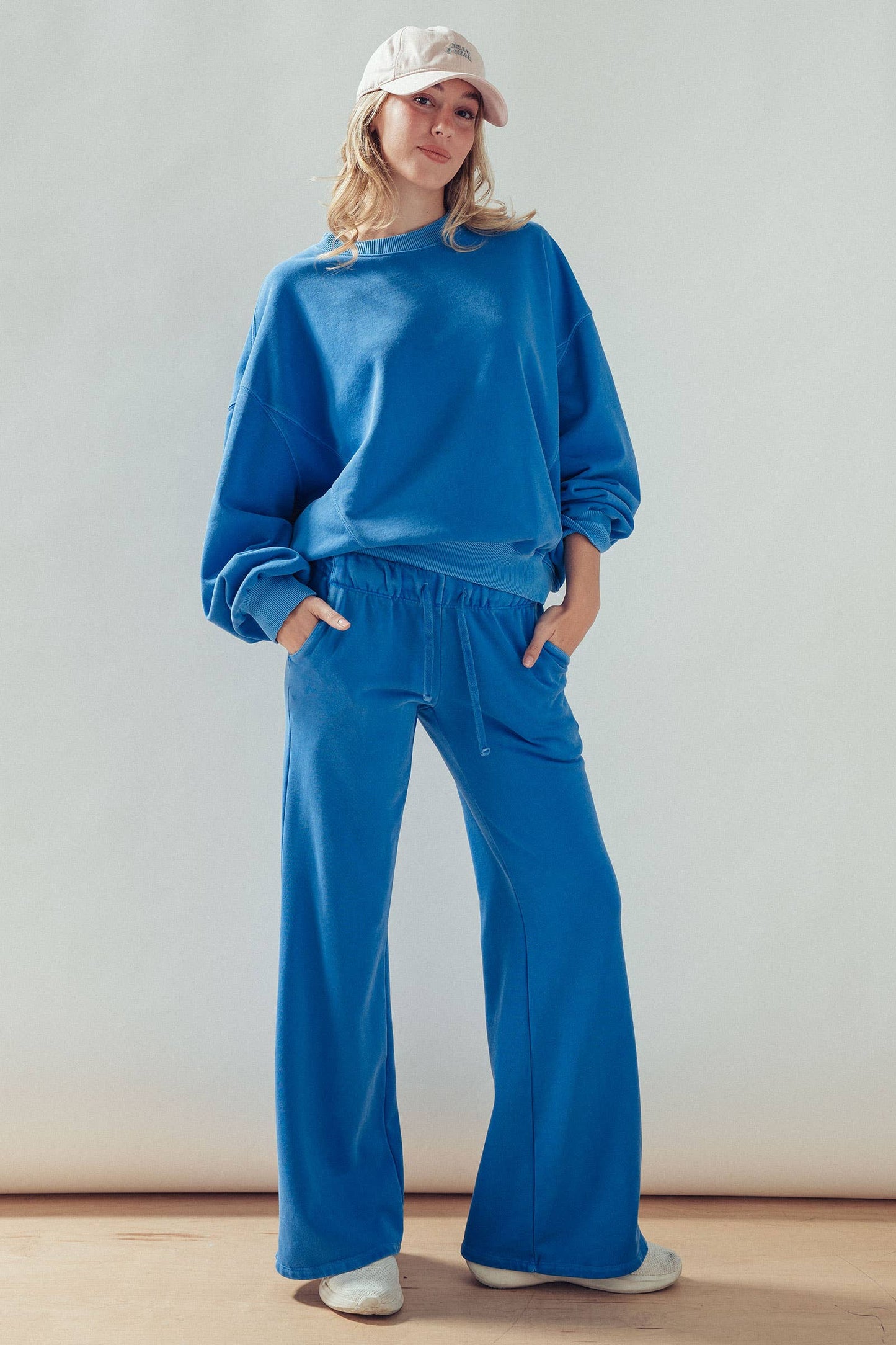 Crew Neck Comfort Washed Spring Sweatshirt