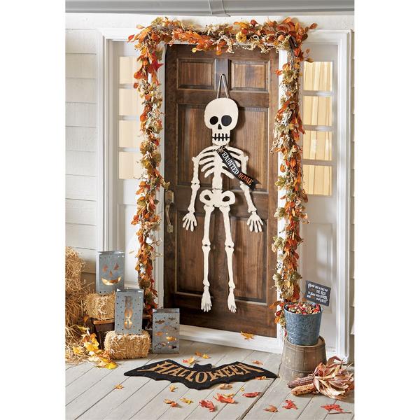 SKELETON DOOR HANGER