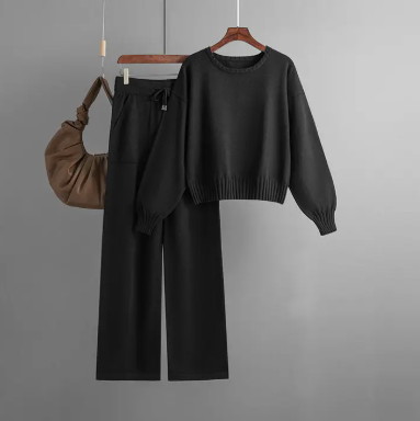 Round Neck Simple Knit Set