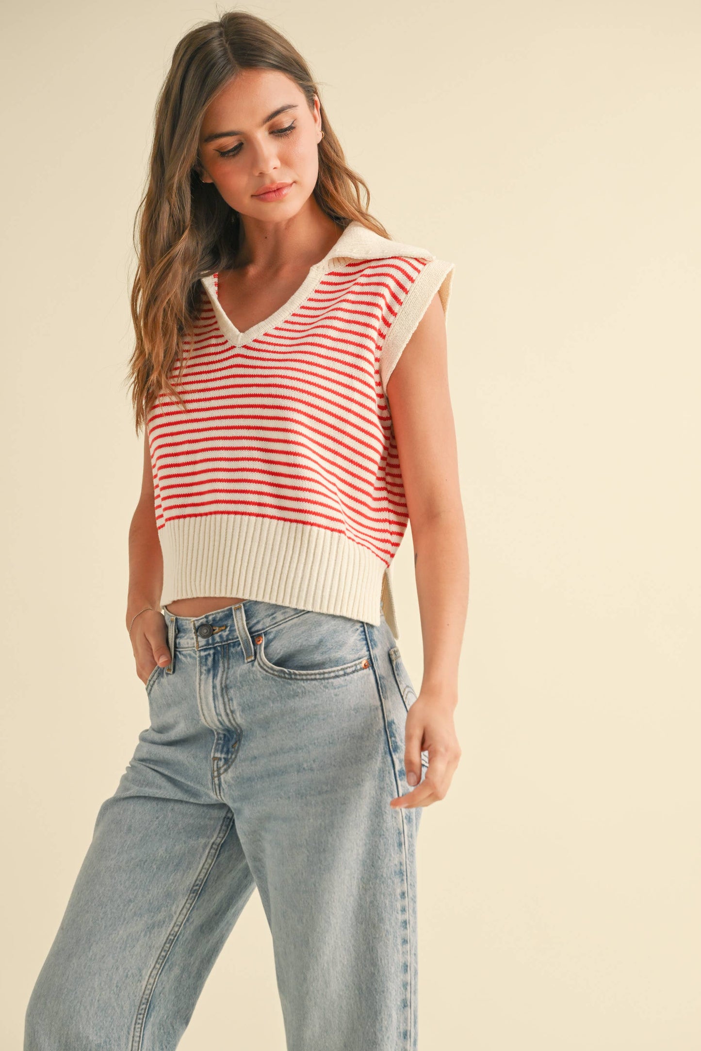 T3789 V-NECK STRIPE COLLAR KNITTED TOP