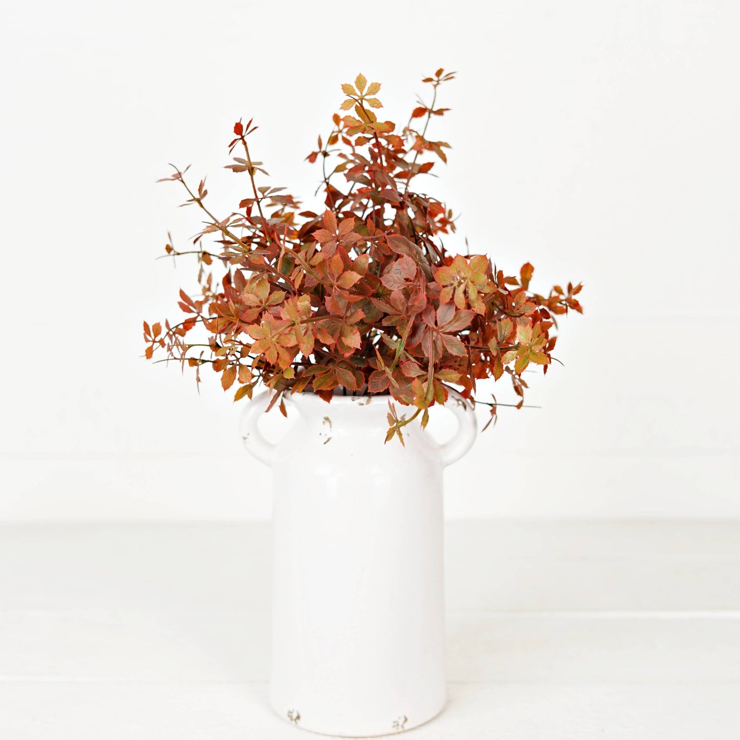 530071- 16in Plastic Sweetgum Leaves Bush-Burgundy green