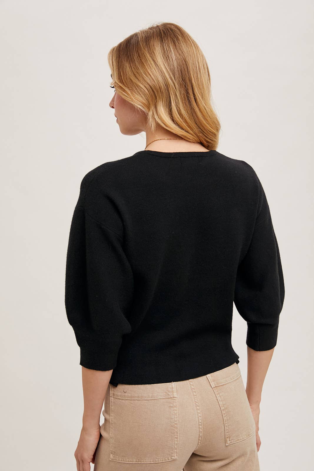 PUFFED 3/4 SLEEVED KNIT SWEATER TOP