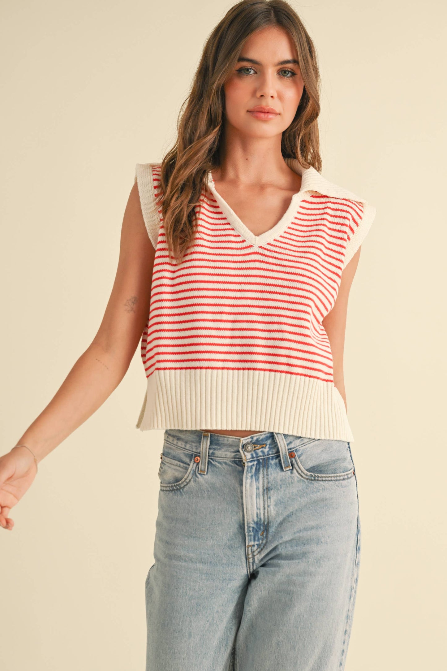 T3789 V-NECK STRIPE COLLAR KNITTED TOP