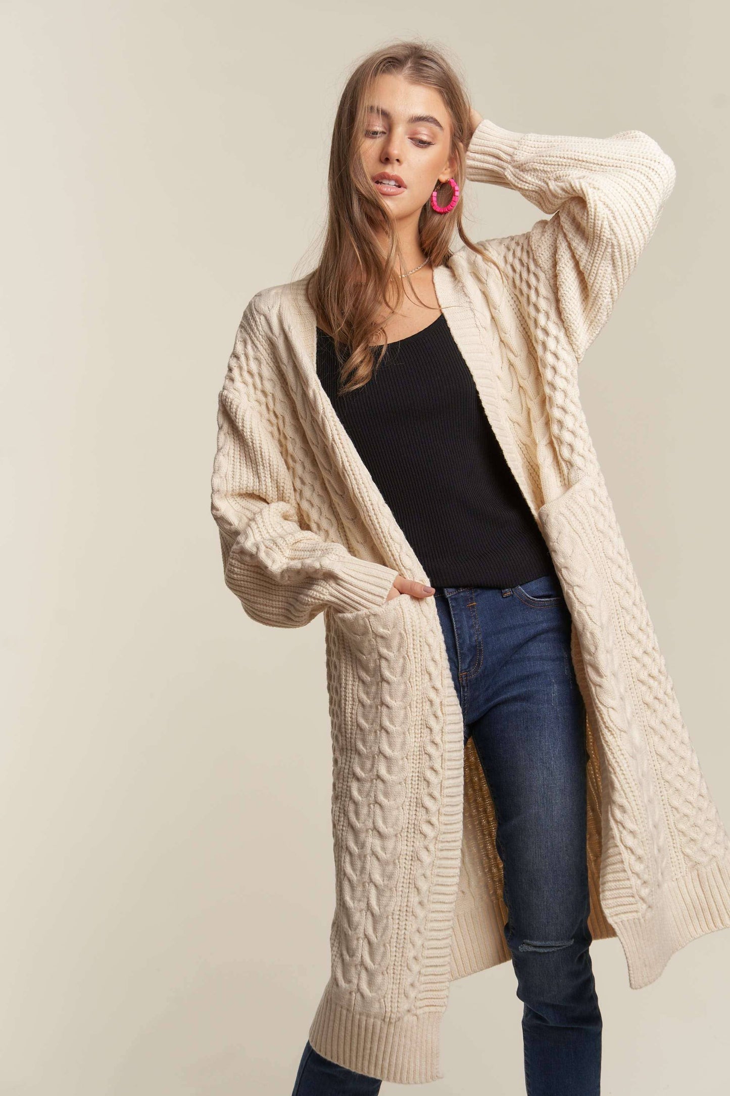 CABLE KNIT SWEATER CARDIGAN