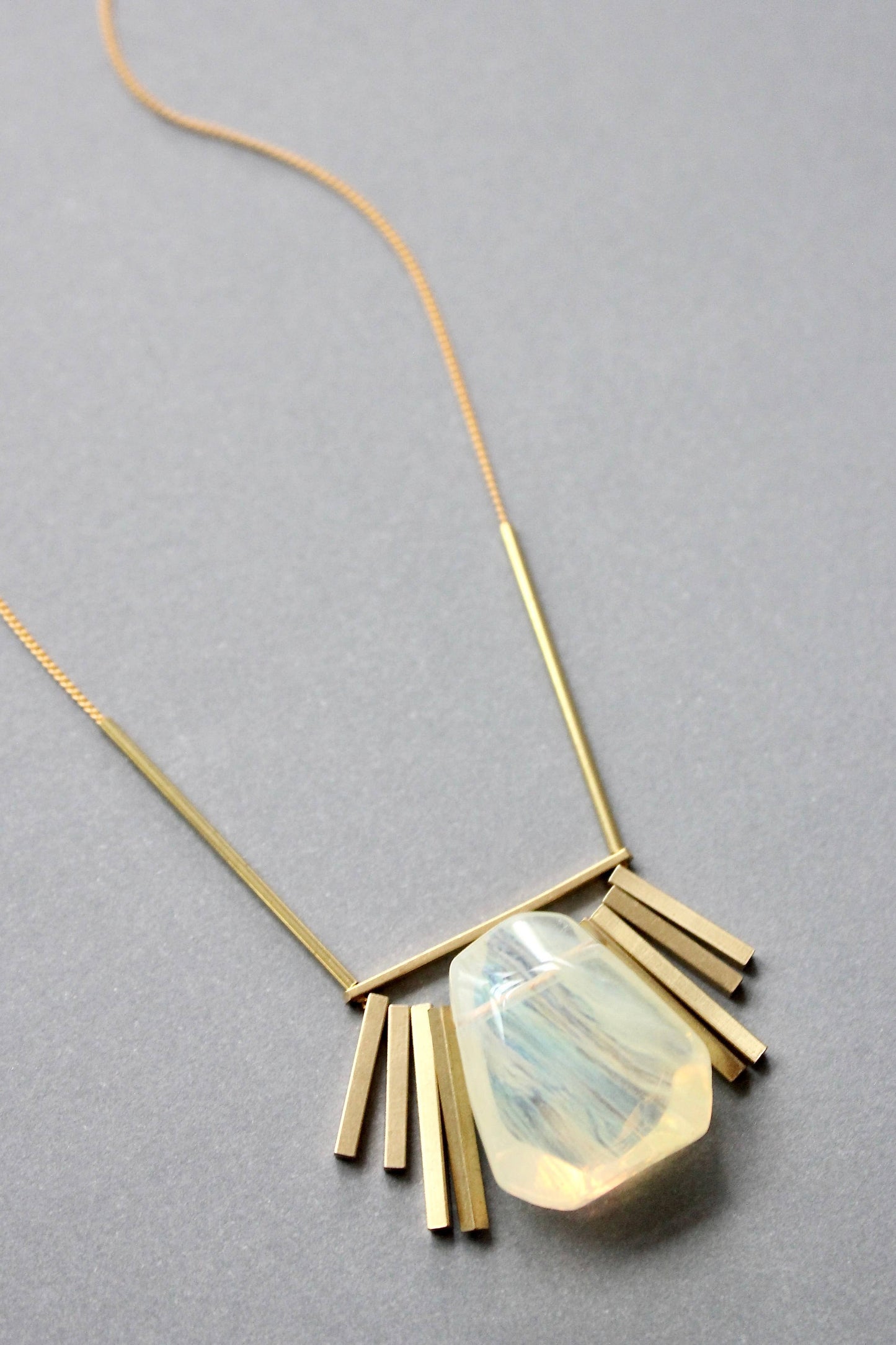 Quartz geometric necklace