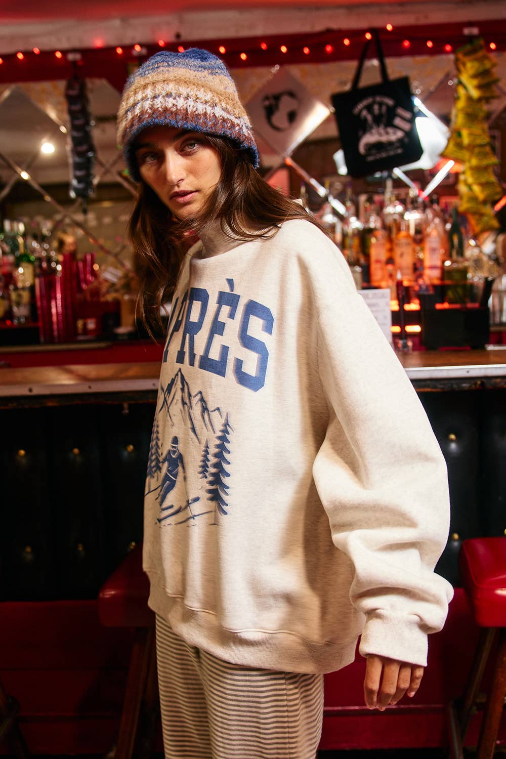 APRES/SKI Reversible Mock-Neck Sweatshirt