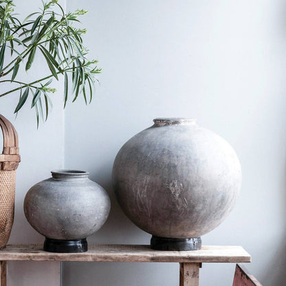 Mud Pot with Base