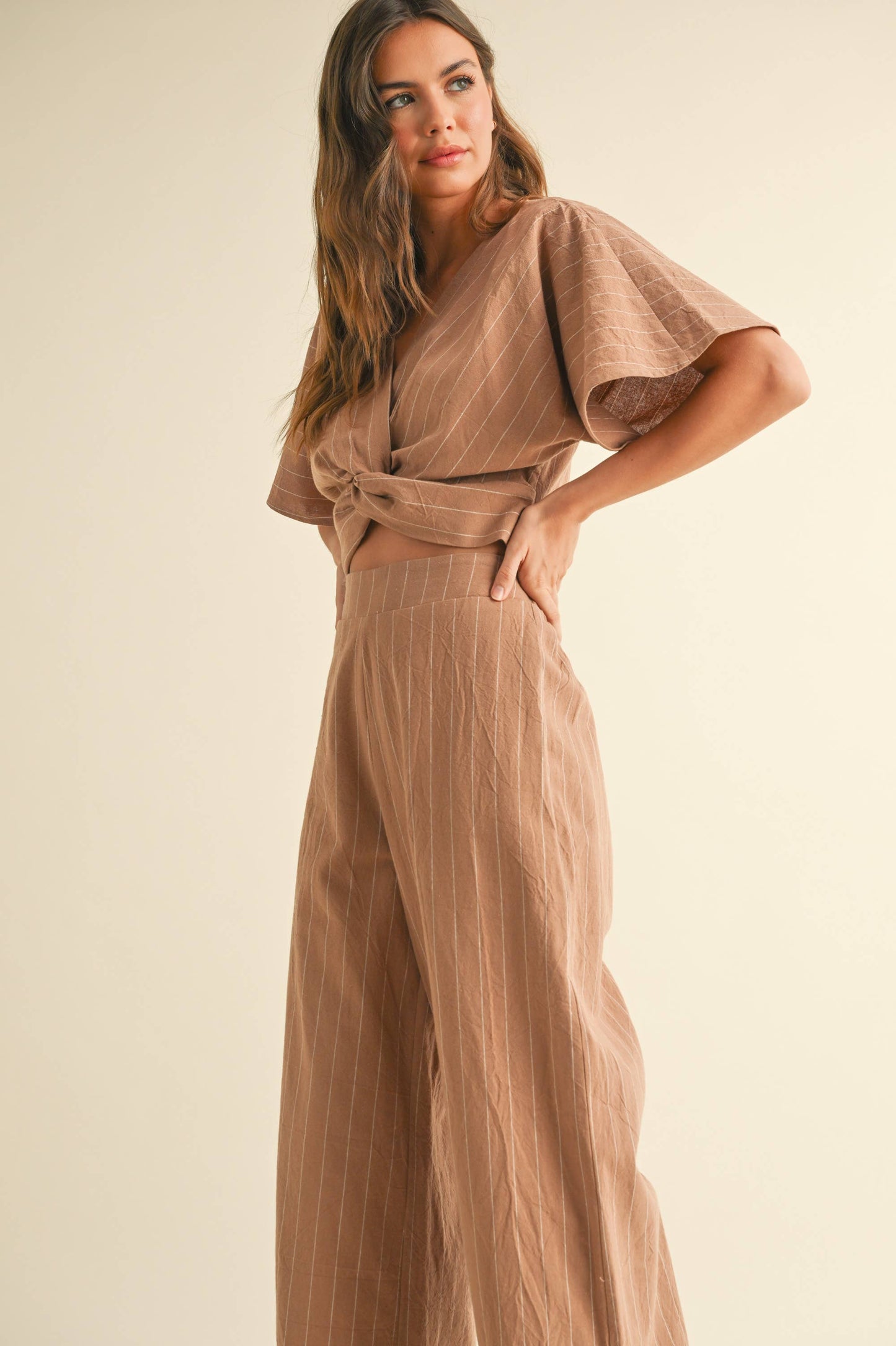 T4276ST   STRIPE PATTERN TWISTED FRONT TOP