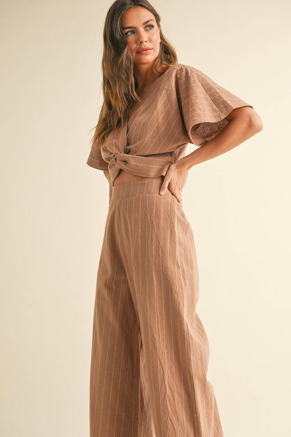 T4276ST   STRIPE PATTERN TWISTED FRONT TOP
