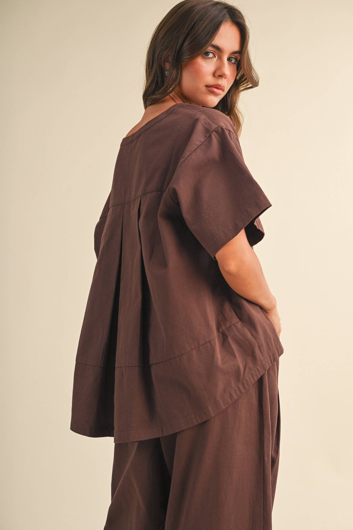 IST6073 RELAXED FIT TOP AND WIDE LEG CROPPED PANTS SET