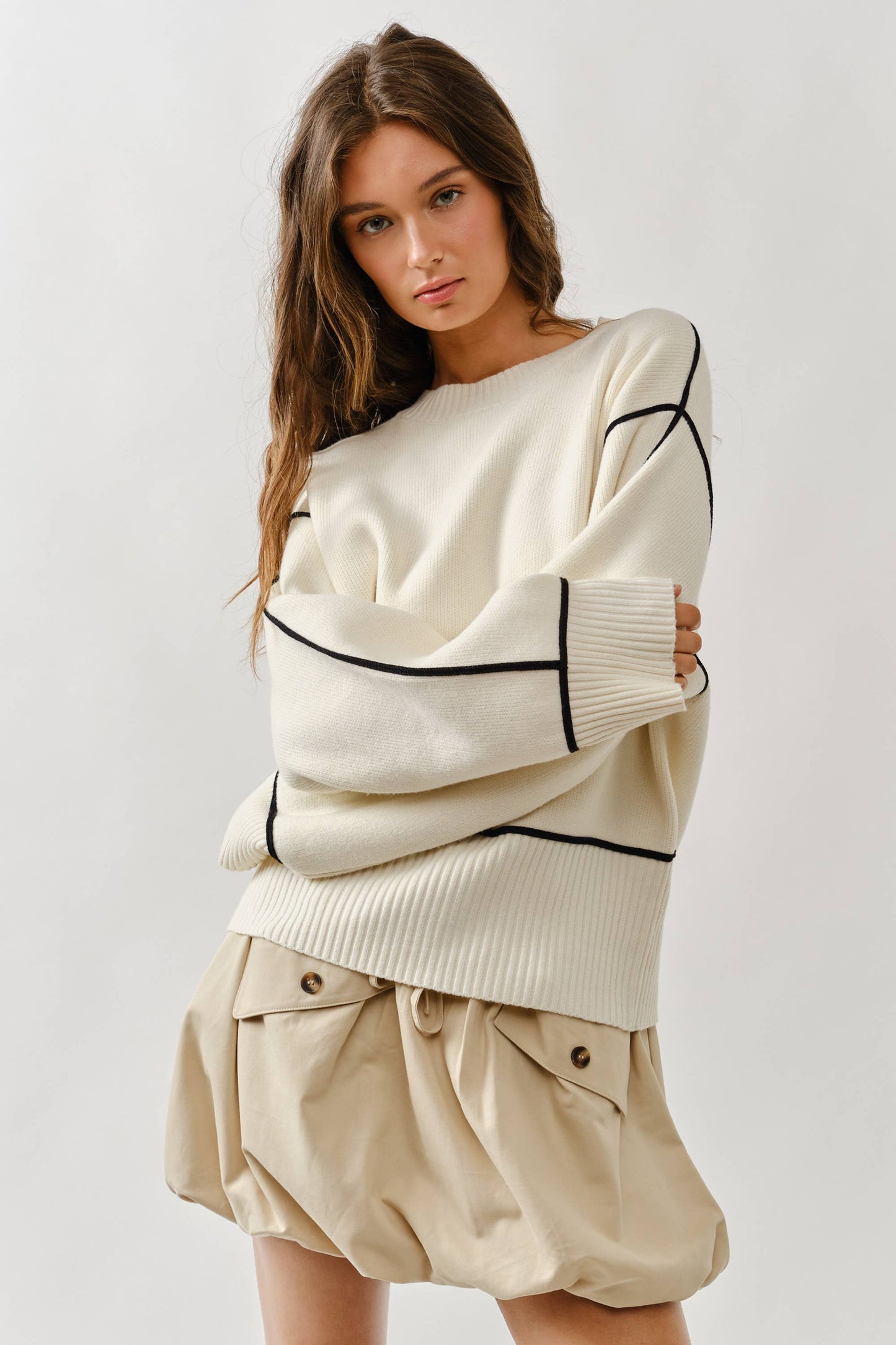 AJT5102 OVERSIZED FIT CONTRAST STITCHING SWEATER