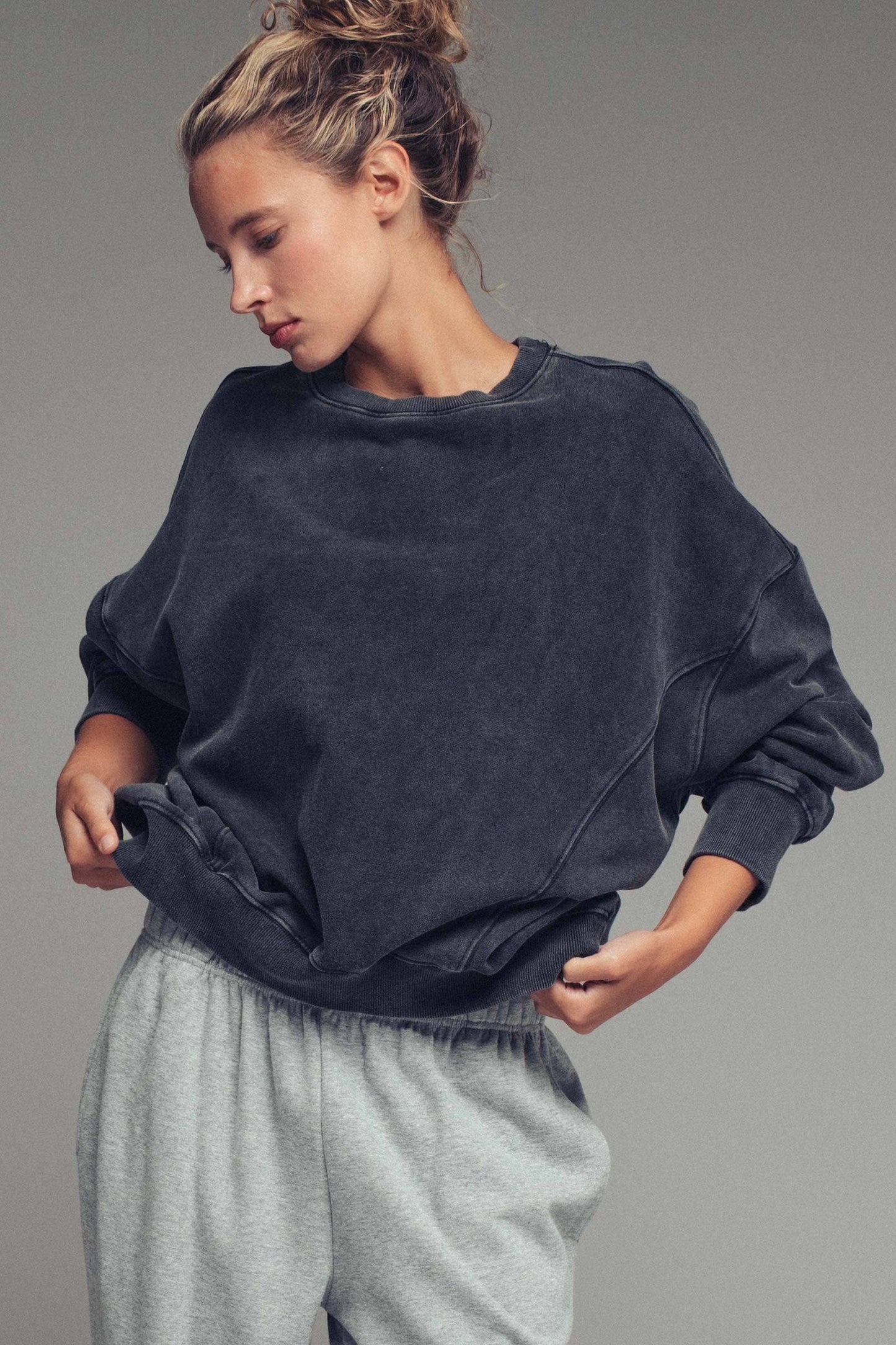 Pigment Washed Relaxed Fit Sweatshirt