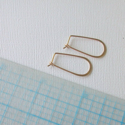 Small Slender Teardrop