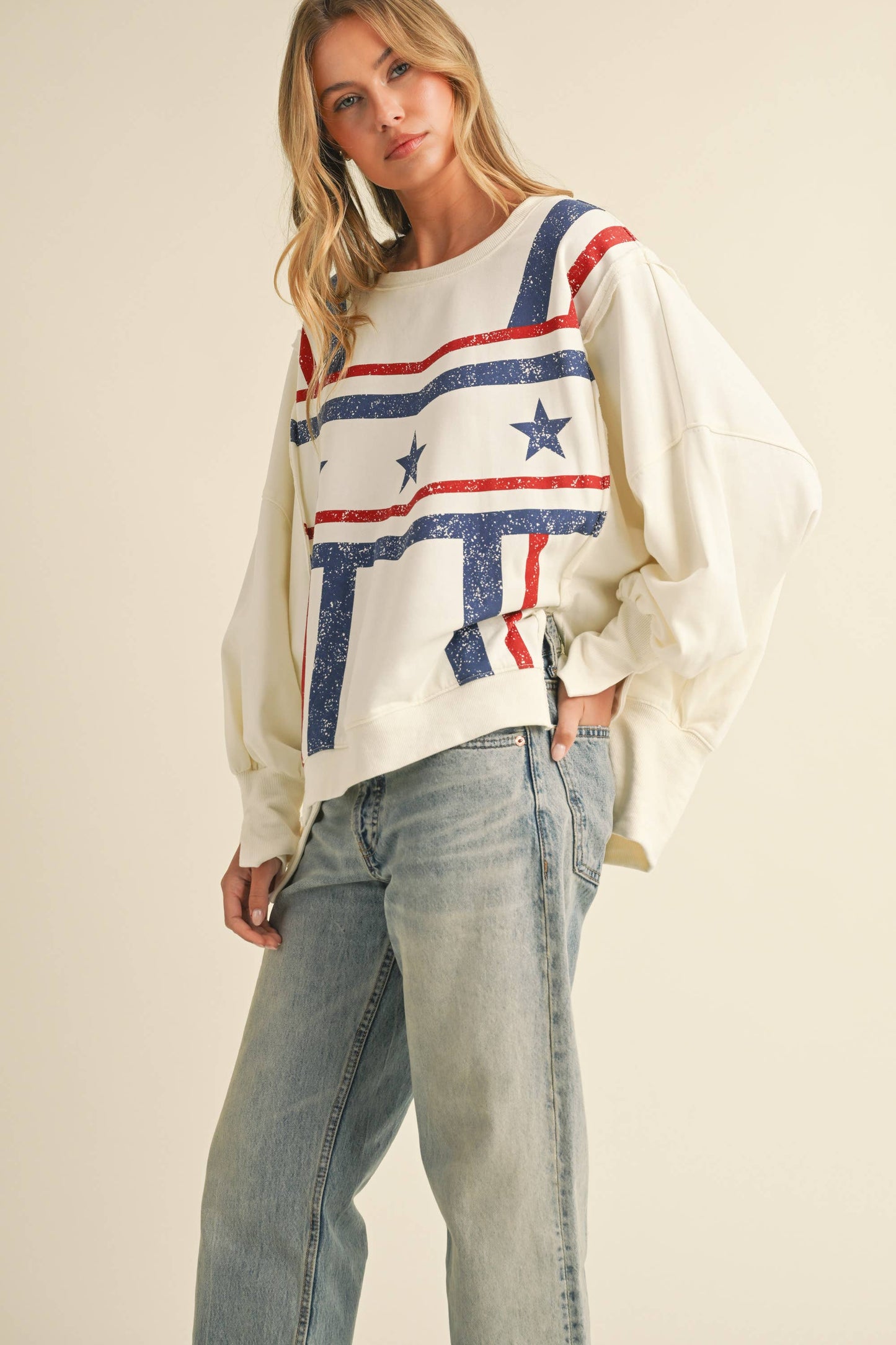 USA STAR GRAPHIC RELAXED FIT SWEATSHIRT