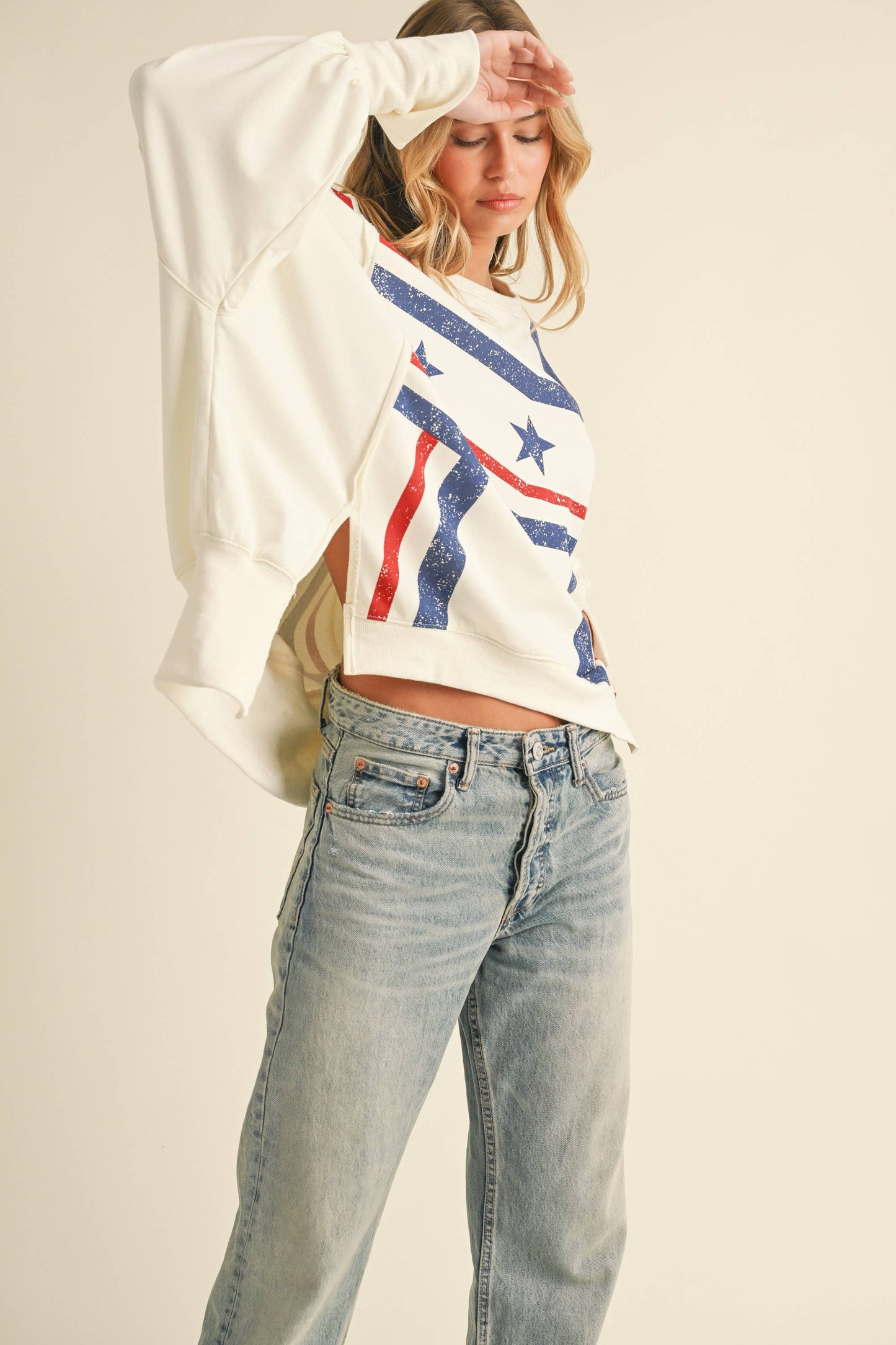 USA STAR GRAPHIC RELAXED FIT SWEATSHIRT