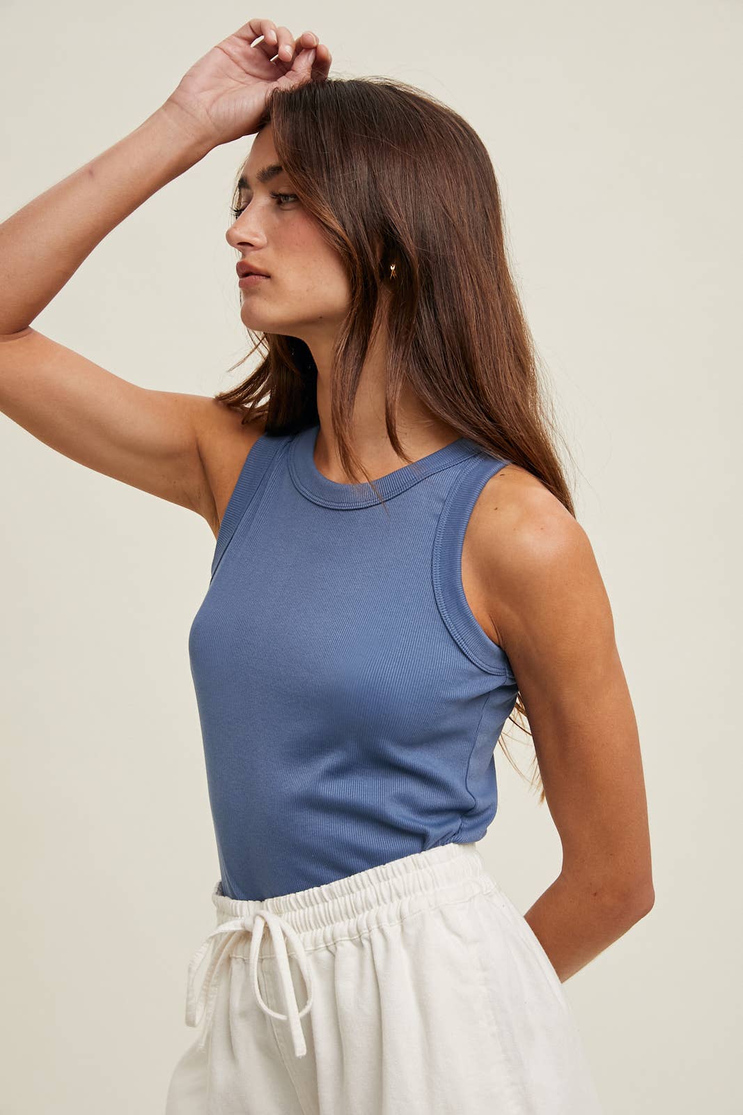 CREW NECK RIBBED KNIT TANK TOP