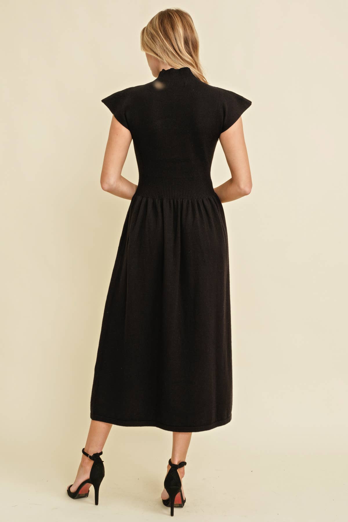 CSW11677A - MOCK NECK STRETCH WAISTBAND MAXI DRESS