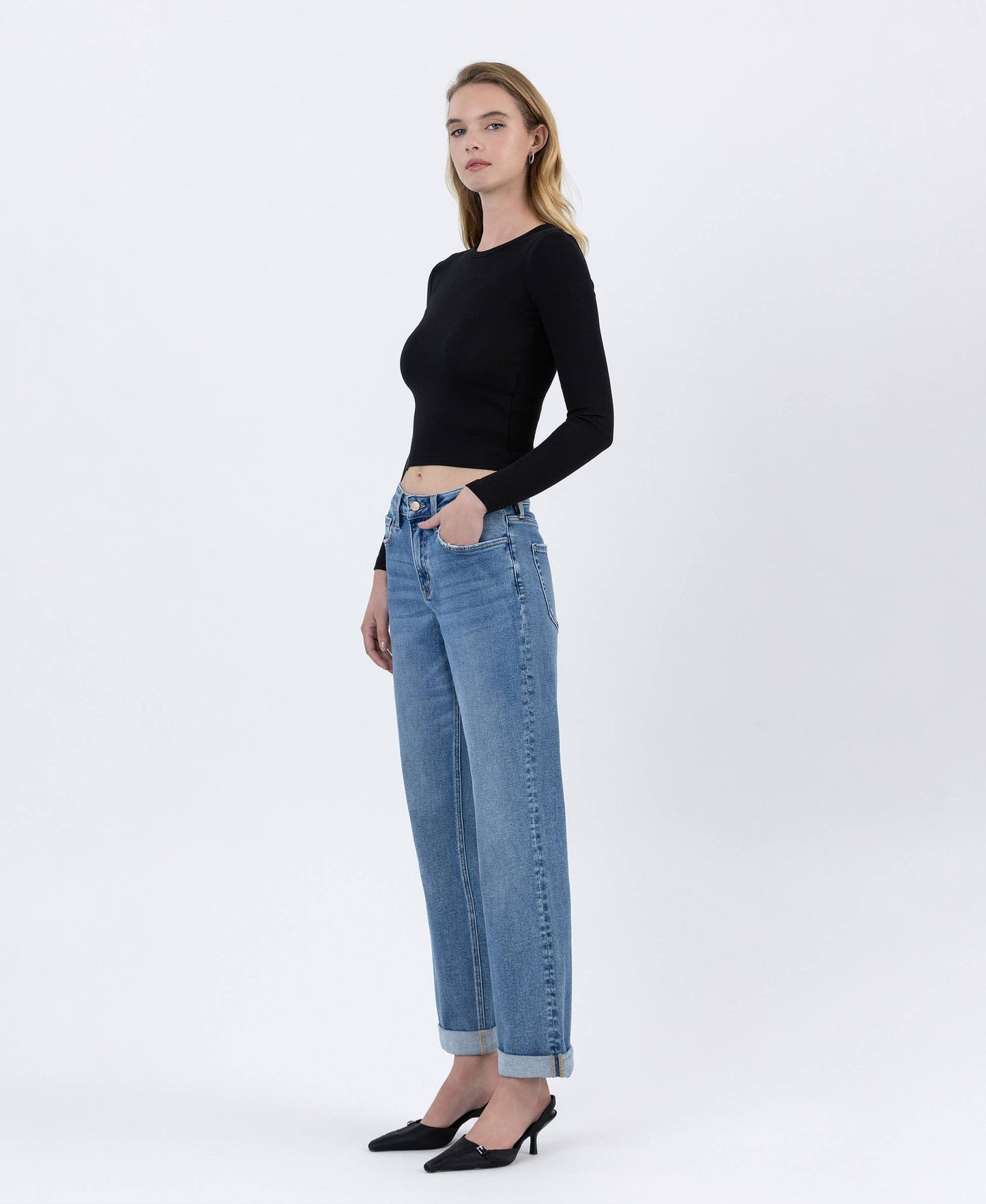 HIGH RISE CUFFED BOYFRIEND JEANS LV1847
