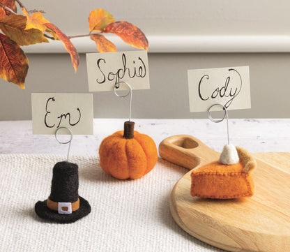 FELTED PLACECARD HOLDER