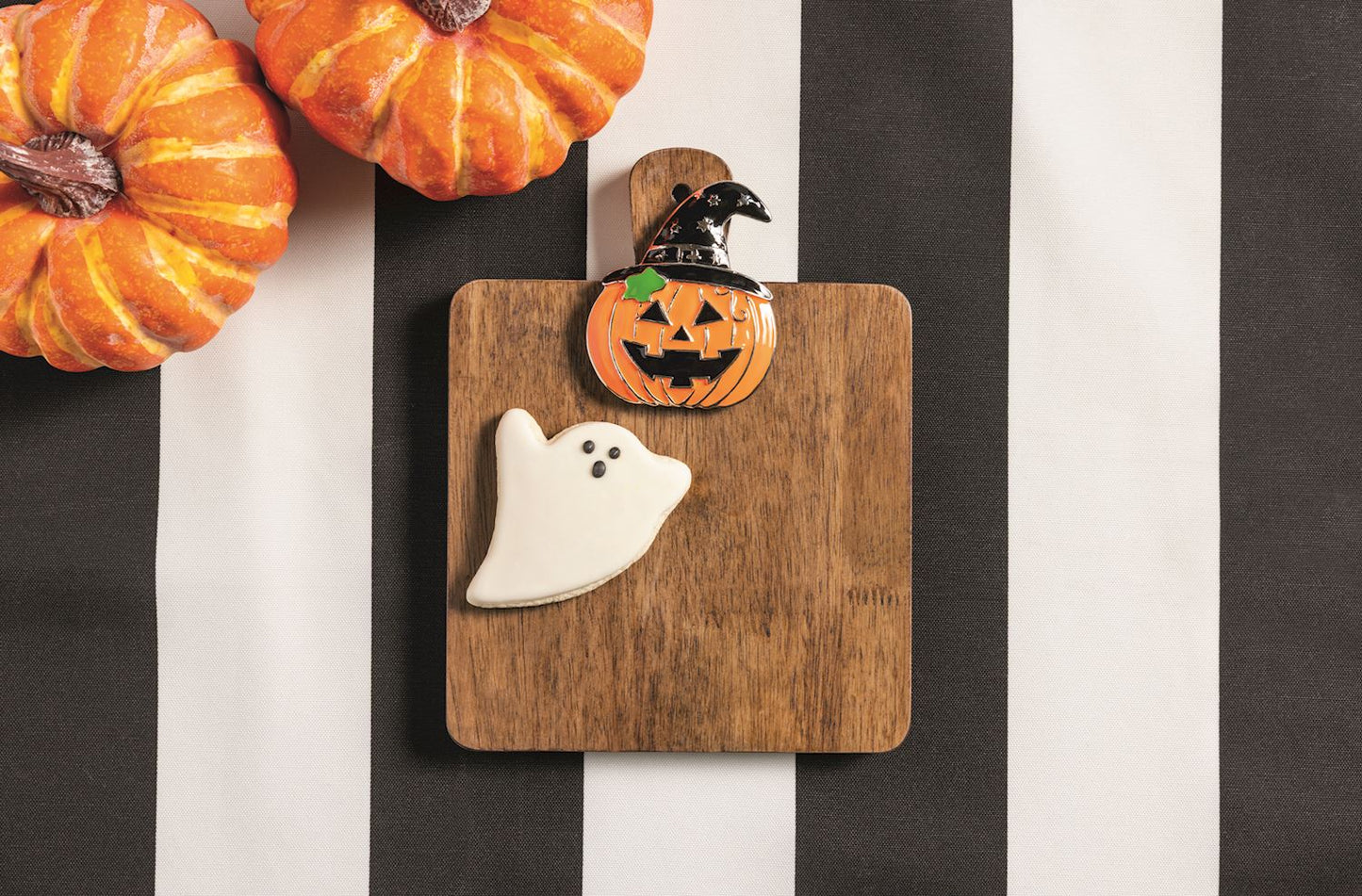 Simply Charming Accessory Board