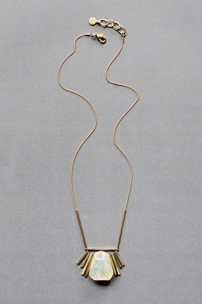 Quartz geometric necklace