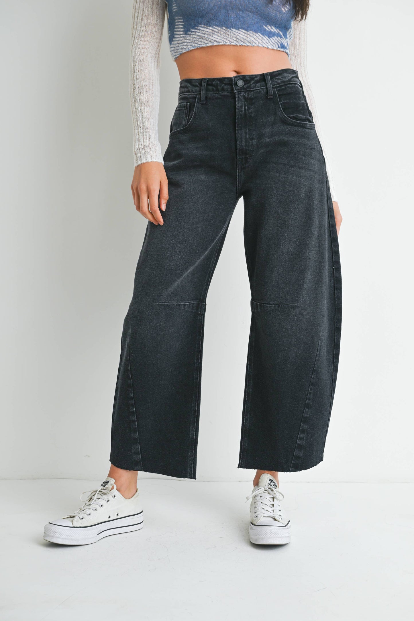 Black Barrel Jean w/ Seams