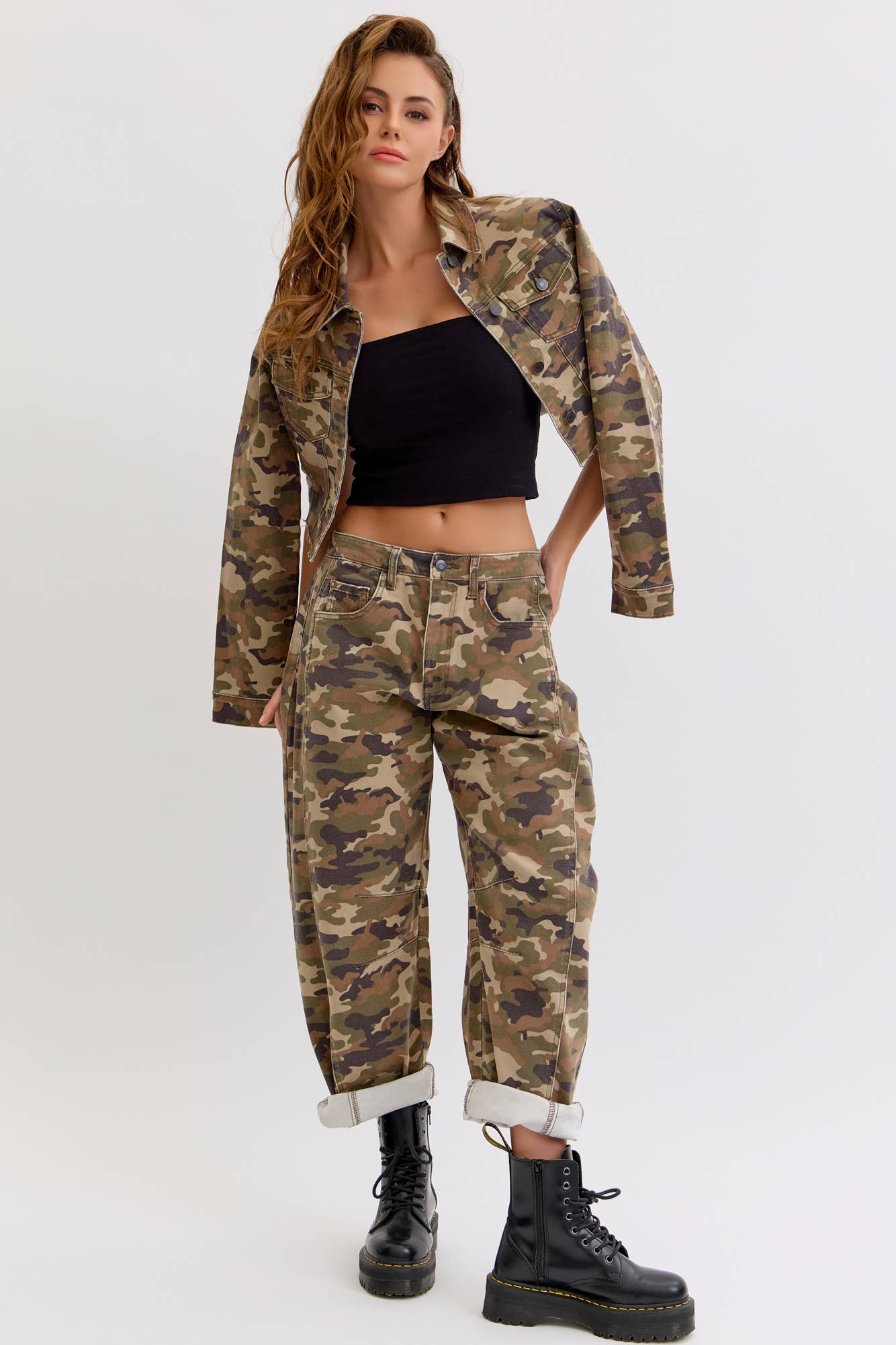 Camo Mid Waisted Barrel Leg [AM79737BR-CMW]