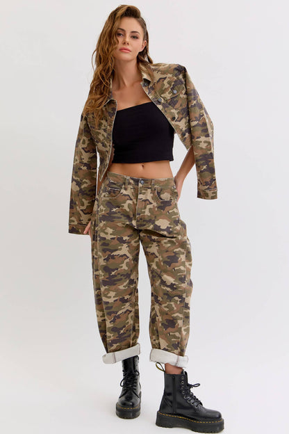Camo Mid Waisted Barrel Leg [AM79737BR-CMW]