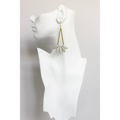 FERE115 Geometric Gray Lotus Dangle Earrings