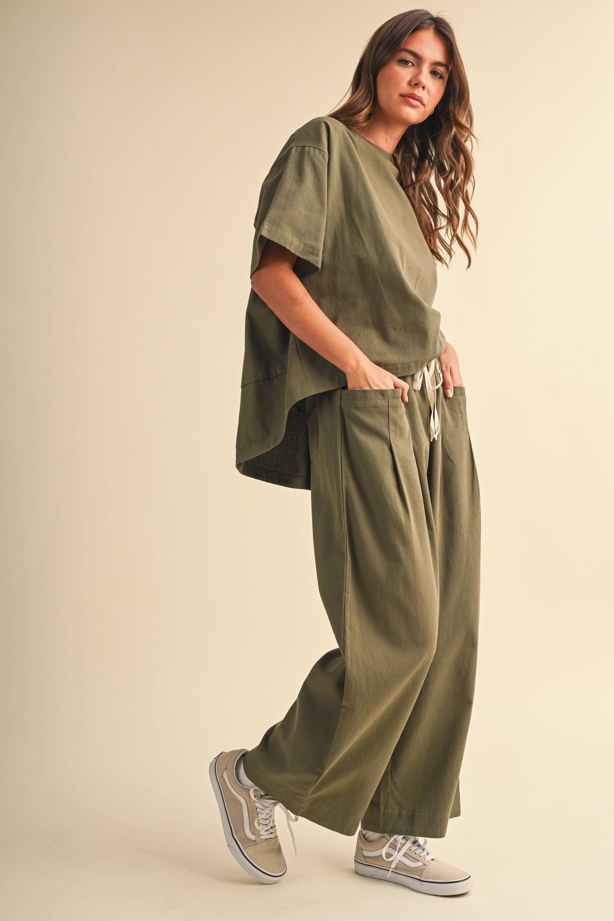 IST6073 RELAXED FIT TOP AND WIDE LEG CROPPED PANTS SET