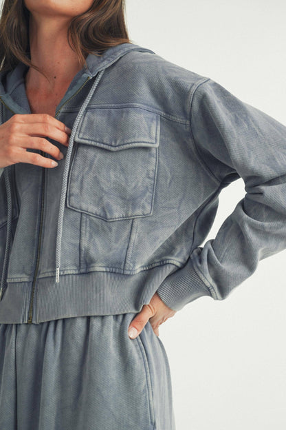 CROPPED HOODED SWEATSHIRTS