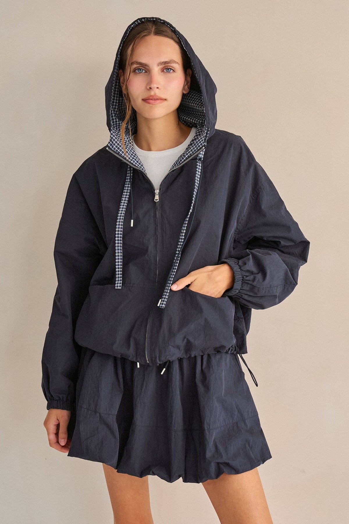 DRAWSTRING GINGHAM HOODED JACKET