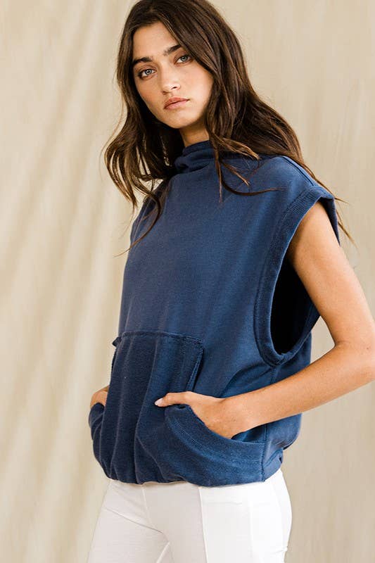 IT2135 Hooied Muscle Pullover
