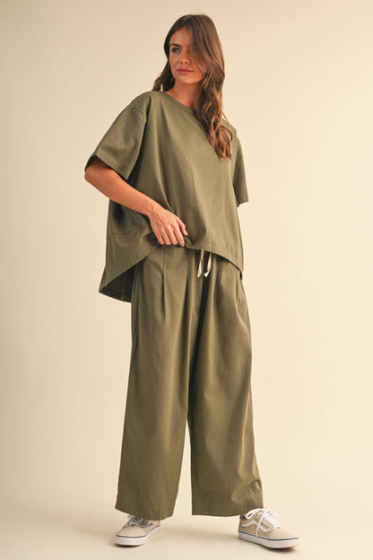 IST6073 RELAXED FIT TOP AND WIDE LEG CROPPED PANTS SET