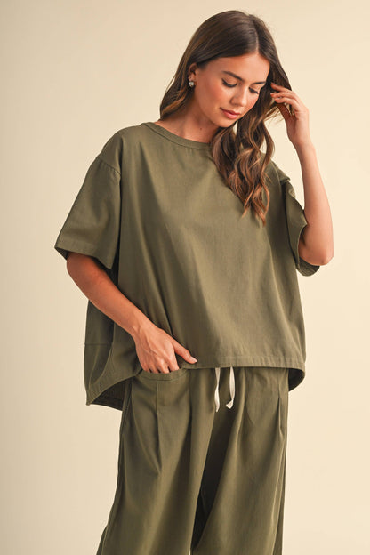 IST6073 RELAXED FIT TOP AND WIDE LEG CROPPED PANTS SET