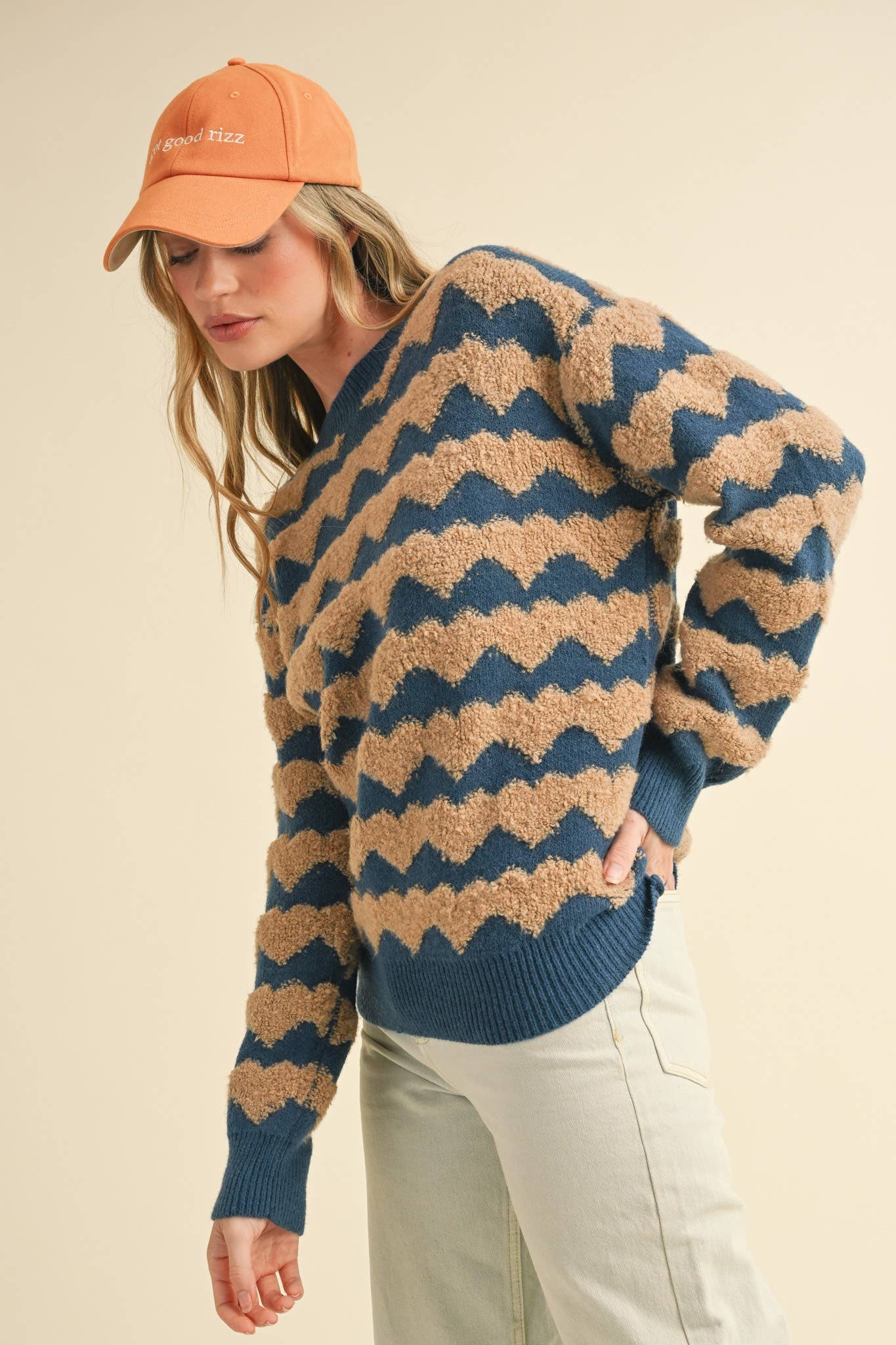 FUZZY TEXTURED HEART STRIPE SWEATER MSW10640