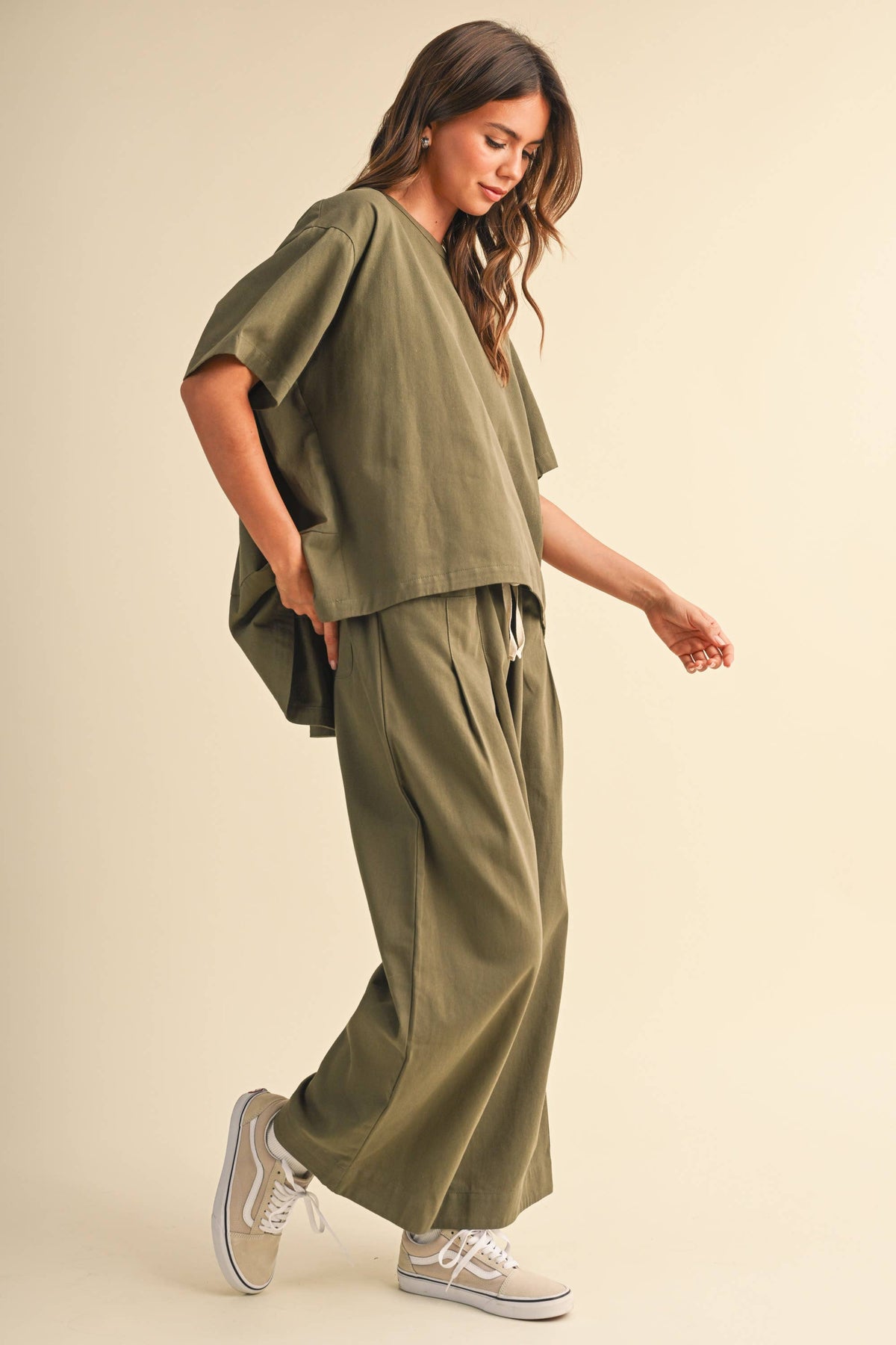 IST6073 RELAXED FIT TOP AND WIDE LEG CROPPED PANTS SET