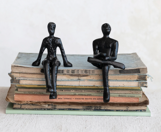 Cast Aluminum Shelf Figure, Matte Black, 2 Styles