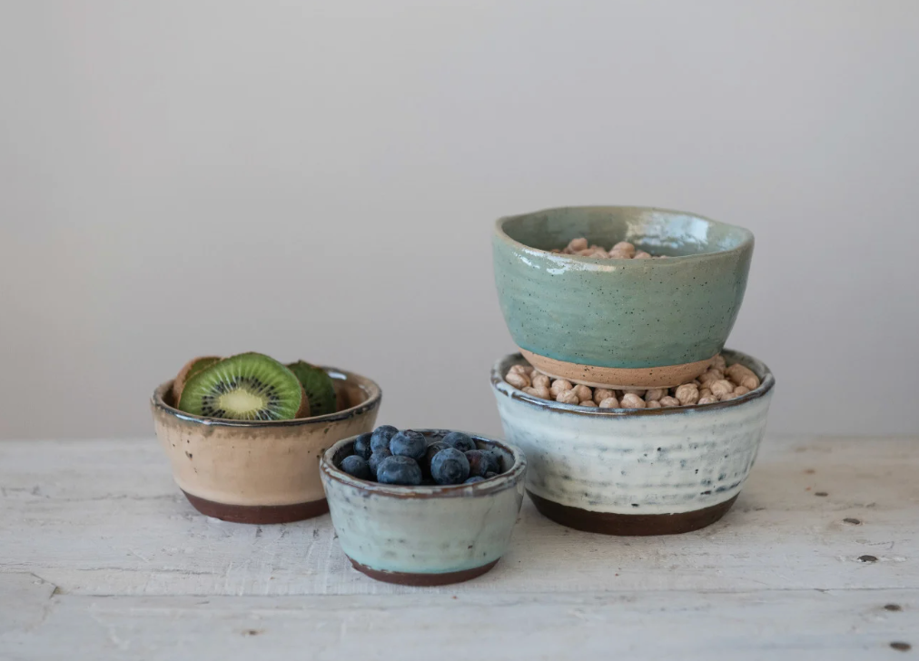 Stoneware Bowls with Reactive Glaze, Set of 4