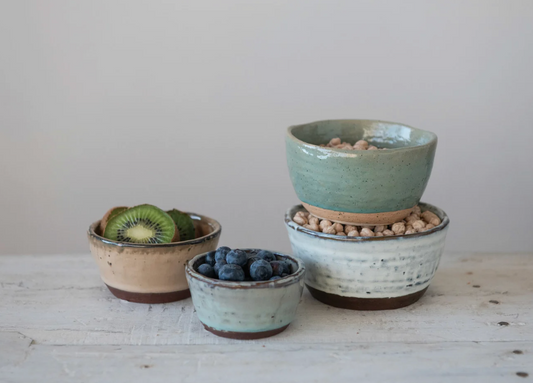Stoneware Bowls with Reactive Glaze, Set of 4
