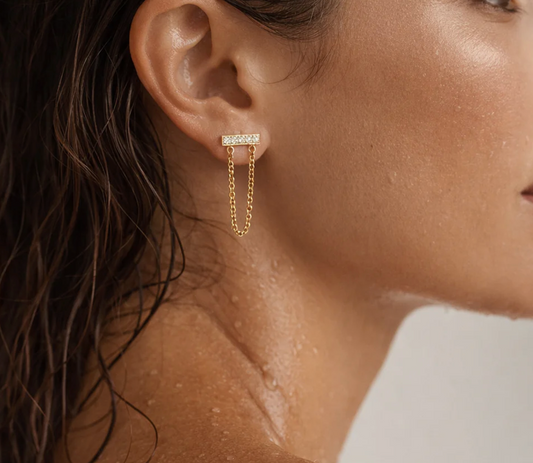 ELLIE VAIL Nina Bar Chain Stud Earring