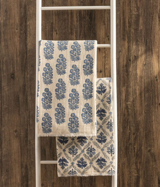 Flower Pattern Blue Throw Blanket
