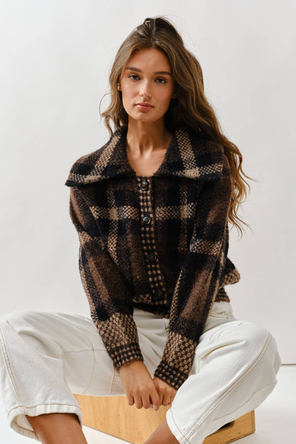MAJ3293 PLAID BUTTON DOWN CARDIGAN