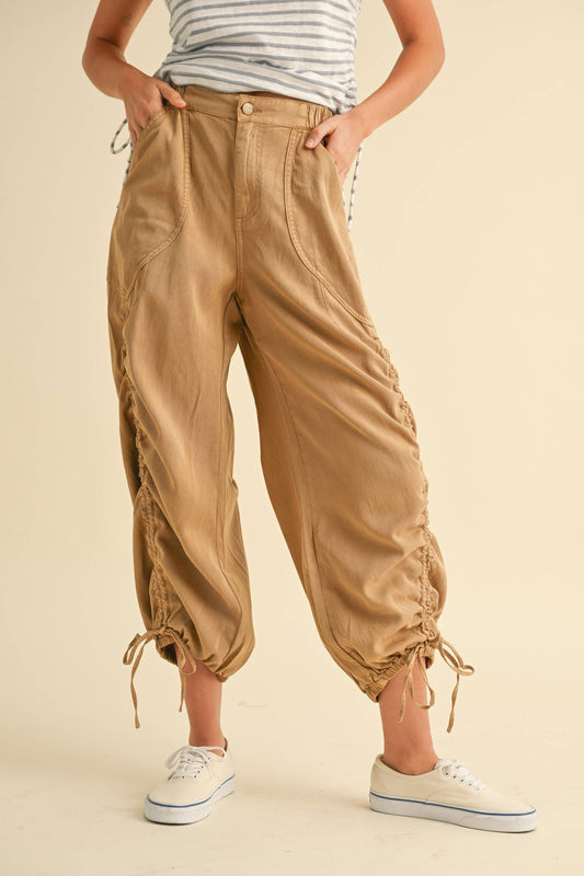 P4094   WASHED DRAWSTRING ON BOTTOM PANTS
