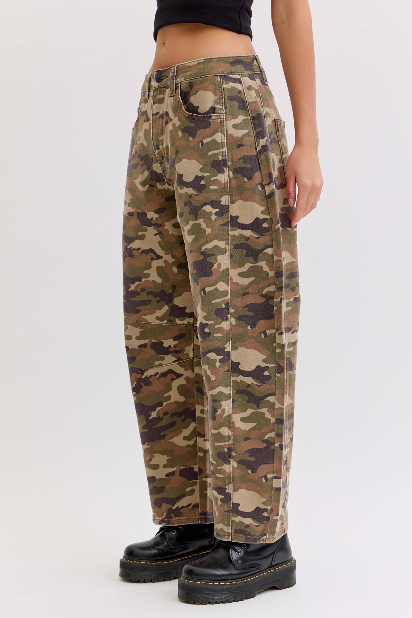 Camo Mid Waisted Barrel Leg [AM79737BR-CMW]