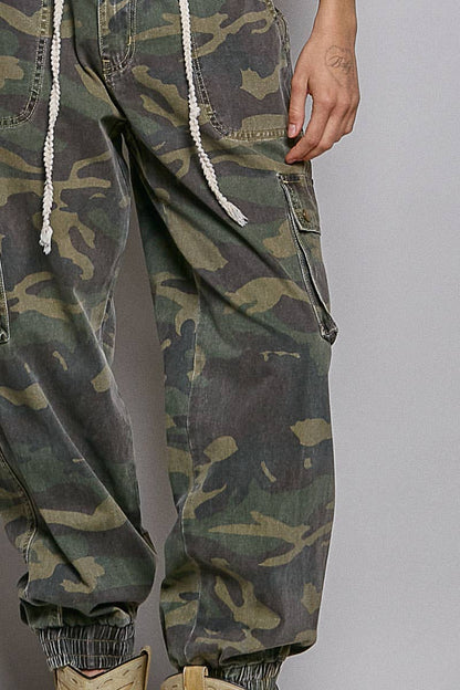 Pocket detailed Camo Jogger Pant