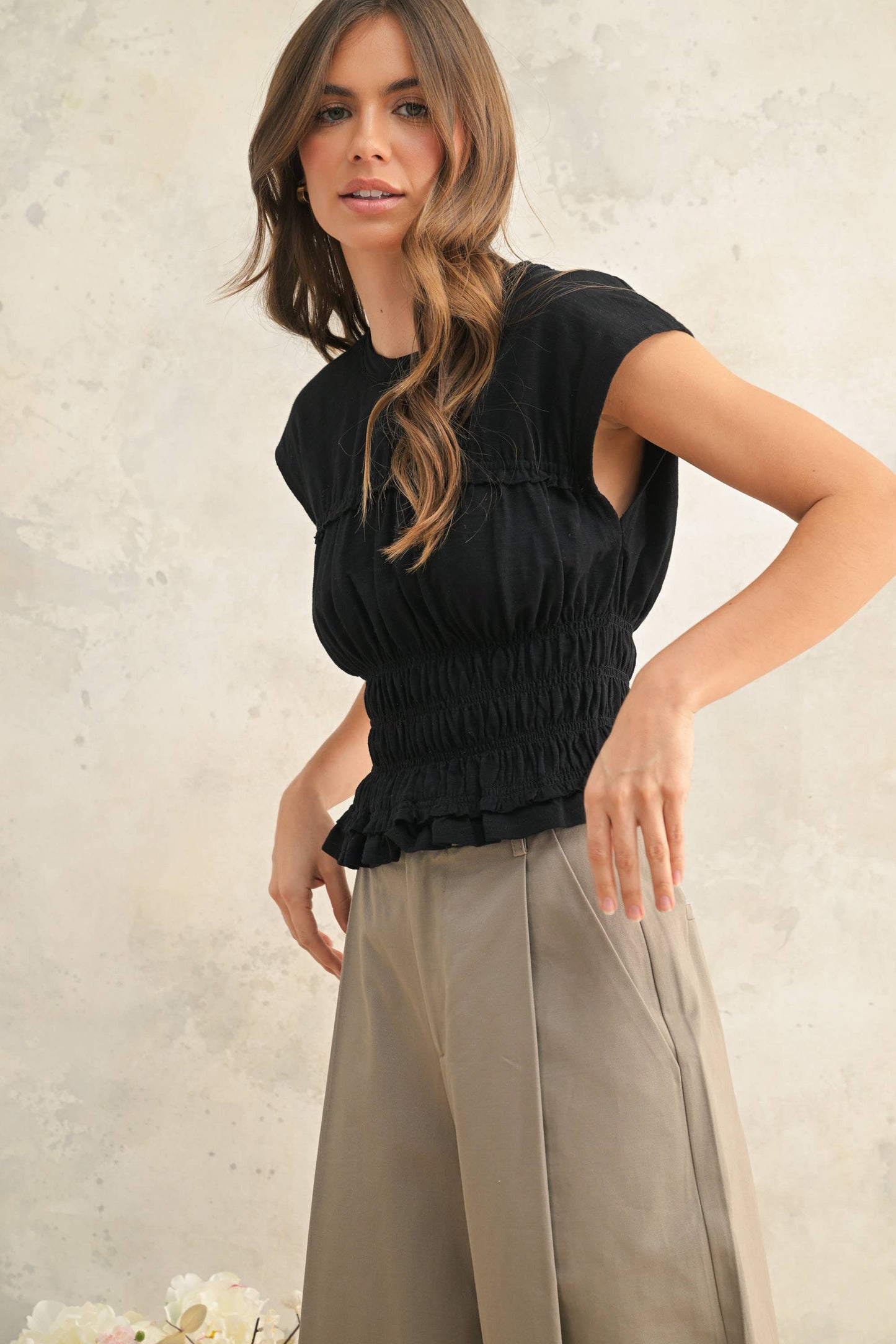 T4775   SMOCKING DETAIL TOP
