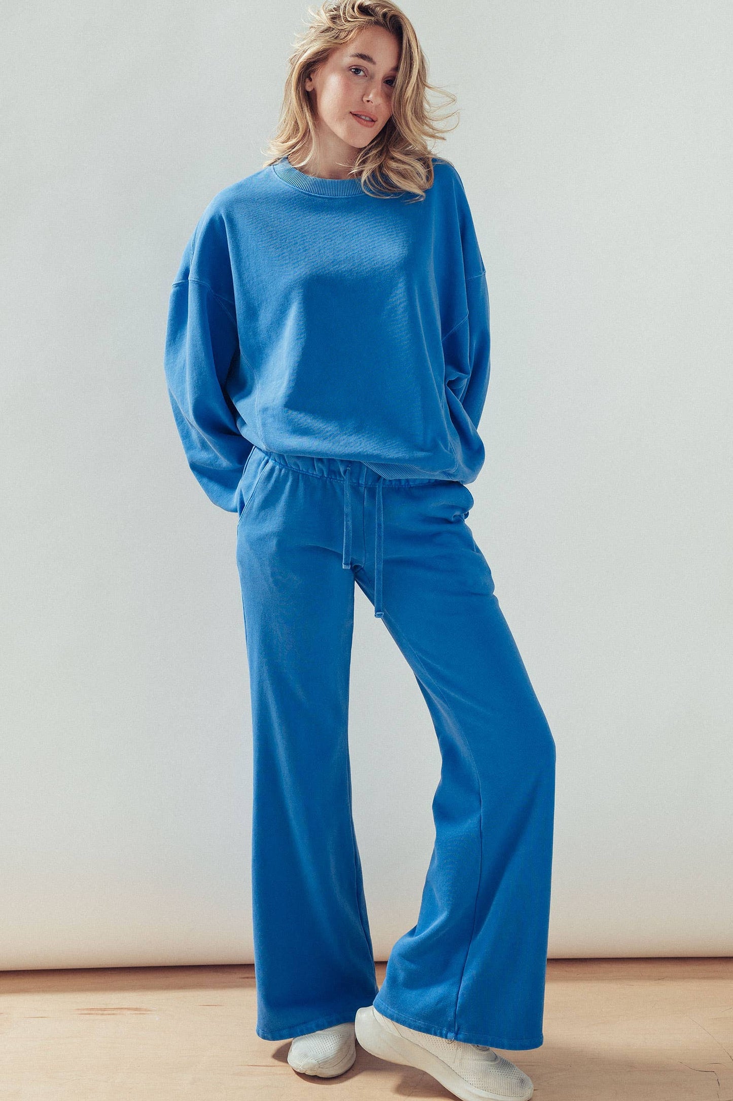 Crew Neck Comfort Washed  Spring Sweatshirt